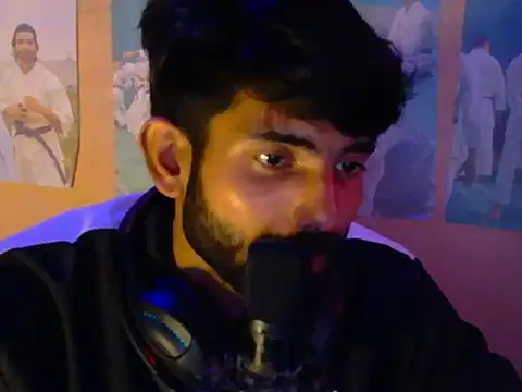 MorningLicker online show from February 2026 07:32:02 PM