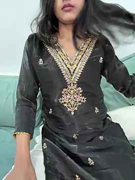 godessoflust online show from April 2026 10:11:02 AM