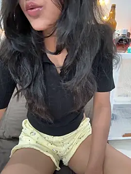 godessoflust online show from April 2026 06:21:02 PM