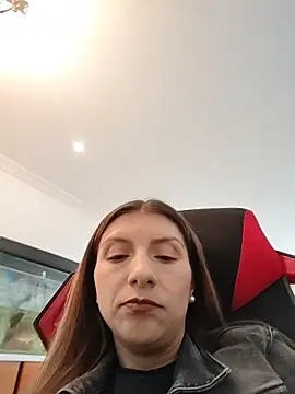 EloiseClairmont online show from February 2026 06:51:01 PM