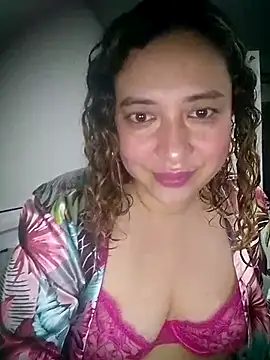 Nyssa Coil online show from February 2026 03:25:01 AM