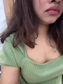 riya sharma11 online show from February 2026 10:31:01 PM