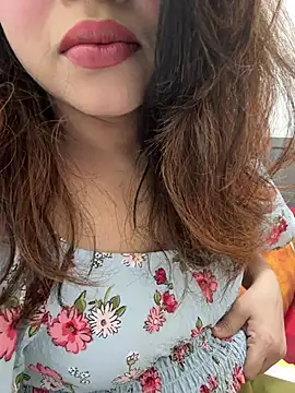 riya sharma11 online show from March 2026 07:01:01 PM