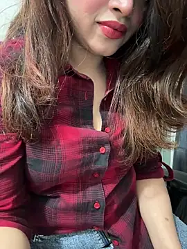 riya sharma11 online show from April 2026 09:00:02 PM