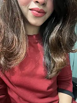 riya sharma11 online show from April 2026 10:01:02 PM