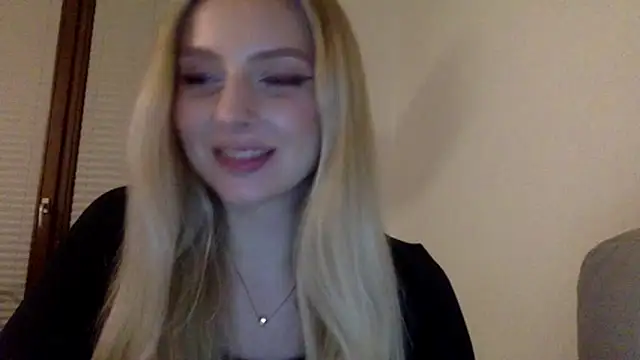 MayaWetDream online show from April 2026 08:26:01 PM