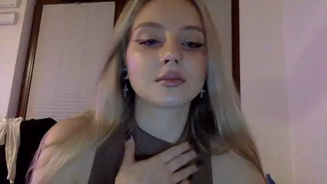 MayaWetDream online show from March 2026 07:49:01 PM