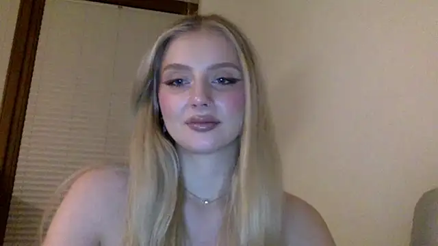 MayaWetDream online show from April 2026 08:48:01 PM