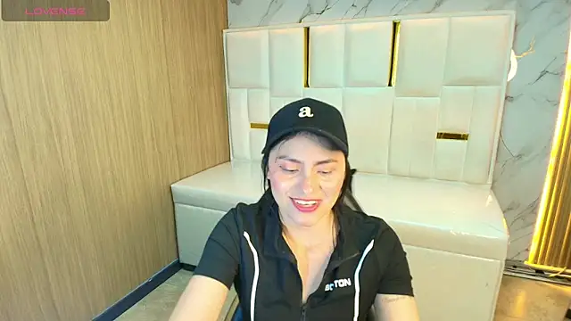 rox luxury tf online show from March 2026 01:22:02 PM