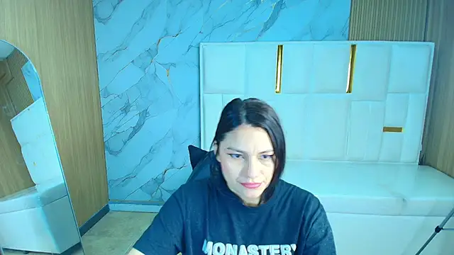 rox luxury tf online show from April 2026 01:24:01 PM