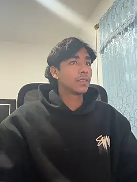 Pedestal diamant online show from February 2026 10:53:02 PM