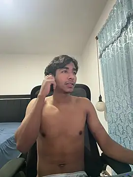 Pedestal diamant online show from February 2026 12:11:01 AM