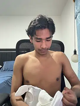 Pedestal diamant online show from February 2026 11:49:02 PM