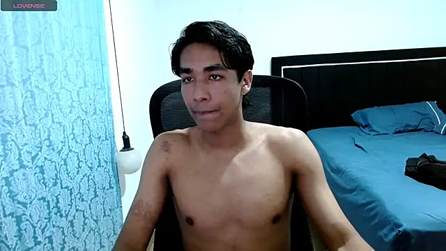 Pedestal diamant online show from April 2026 12:47:02 AM