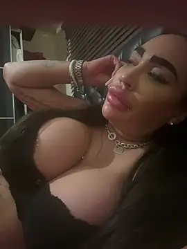 Lovermolls online show from February 2026 01:57:02 AM