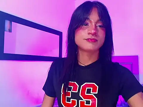 moonlyvelvet online show from March 2026 01:01:02 PM