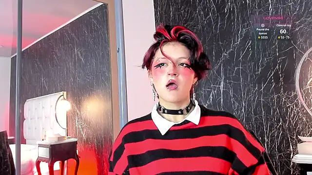 YuuMiko online show from February 2026 12:02:01 PM