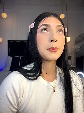 Snapshot of BadLilAngelXXX chatting on March 2026 01:21:01 PM BadLilAngelXXX online show from March 2026 01:21:01 PM