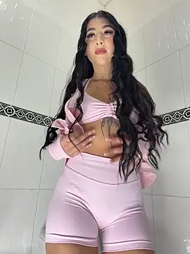 BadLilAngelXXX online show from June 2026 01:11:01 PM