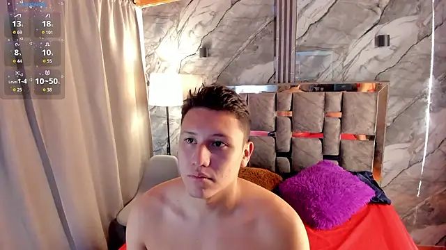 Snapshot of Manson_and_Zoe chatting on March 2026 11:24:02 AM Manson and Zoe online show from March 2026 11:24:02 AM