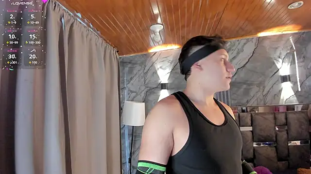 Snapshot of Manson_and_Zoe chatting on March 2026 11:22:02 AM Manson and Zoe online show from March 2026 11:22:02 AM