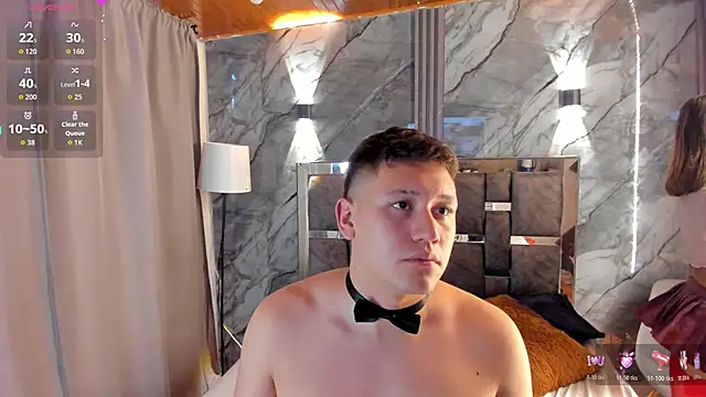 Snapshot of Manson_and_Zoe chatting on March 2026 11:33:02 AM Manson and Zoe online show from March 2026 11:33:02 AM