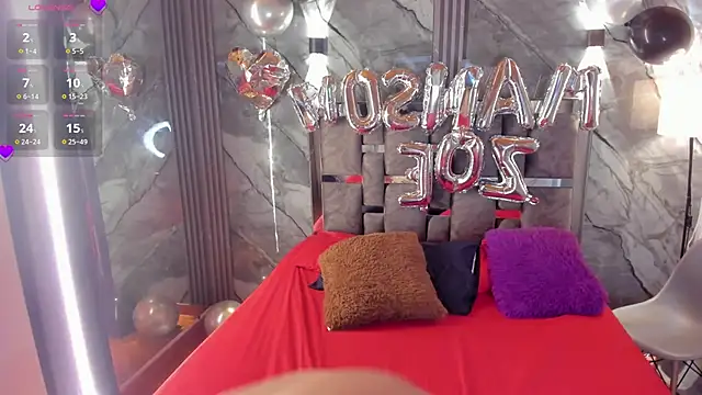 Manson and Zoe online show from April 2026 11:38:02 AM