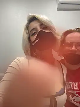 Snapshot of AllisonXAlfred chatting on February 2026 09:33:02 PM AllisonXAlfred online show from February 2026 09:33:02 PM