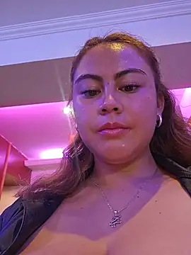 Mari-98 online show from April 2026 07:07:02 PM