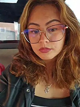 Mari-98 online show from May 2026 09:18:01 PM