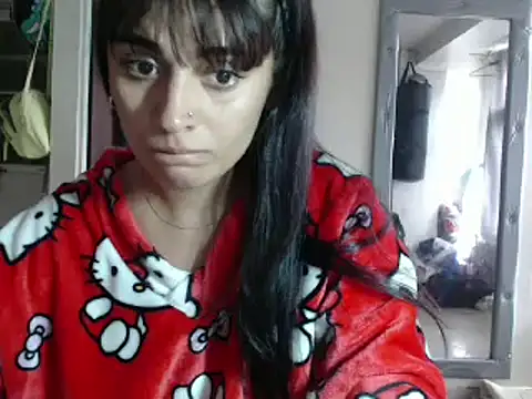 Snapshot of Zara_lopez777 chatting on February 2026 04:26:01 PM Zara lopez777 online show from February 2026 04:26:01 PM