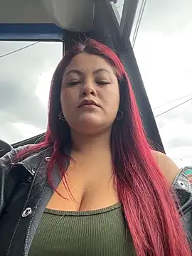 Lia-Moon77 online show from April 2026 06:48:02 PM