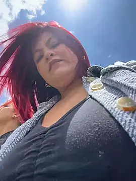 Lia-Moon77 online show from April 2026 04:43:02 PM