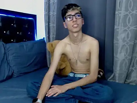 Snapshot of gabriel_x18 chatting on February 2026 04:52:01 AM gabriel x18 online show from February 2026 04:52:01 AM