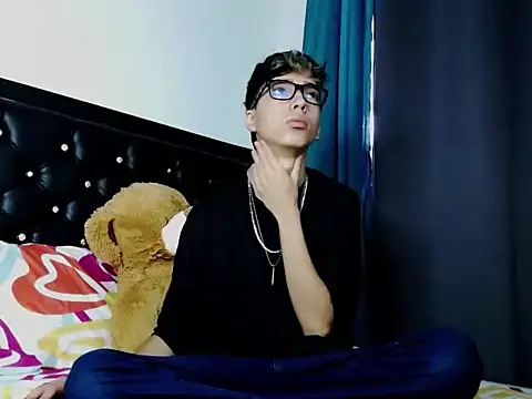 Snapshot of gabriel_x18 chatting on February 2026 12:36:02 PM gabriel x18 online show from February 2026 12:36:02 PM