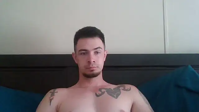 Snapshot of midnightsinz chatting on April 2026 06:14:02 PM midnightsinz online show from April 2026 06:14:02 PM