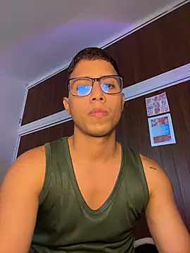 Snapshot of Gael_Velaryx chatting on February 2026 07:13:01 PM Gael Velaryx online show from February 2026 07:13:01 PM