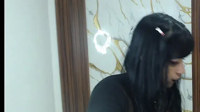 valen ros online show from March 2026 08:57:01 AM