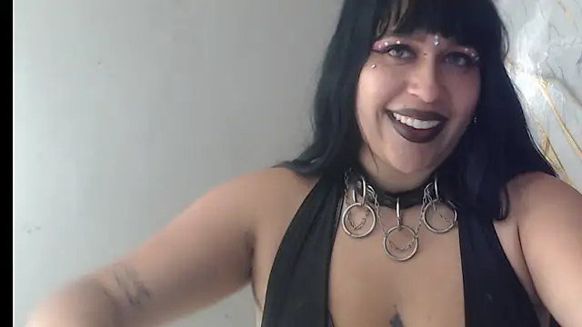 Snapshot of valen_ros chatting on June 2026 02:33:01 PM valen ros online show from June 2026 02:33:01 PM