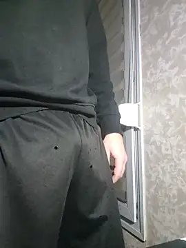 BERGHAIMBOY0 online show from February 2026 06:18:02 PM