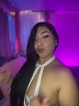 Grecia Valmont online show from February 2026 08:31:02 PM