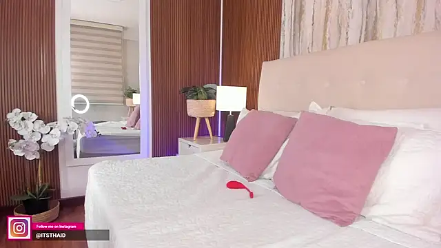 Snapshot of missthailand_ chatting on April 2026 11:17:01 PM missthailand online show from April 2026 11:17:01 PM