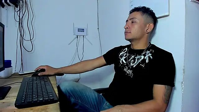 Snapshot of Party_Star1 chatting on July 2026 12:44:02 AM Party Star1 online show from July 2026 12:44:02 AM