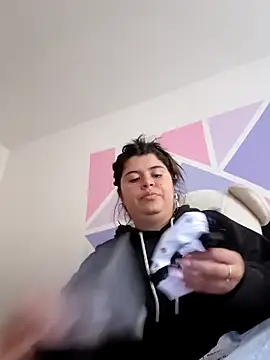 Thalia xx online show from February 2026 09:25:01 PM