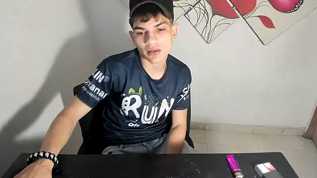 Jesshot bigcock20cm online show from May 2026 03:27:02 AM