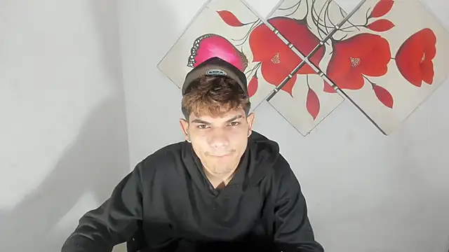 Jesshot bigcock20cm online show from April 2026 02:13:02 PM