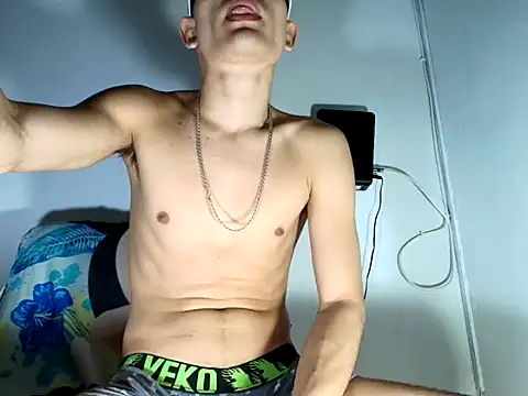 Jesshot bigcock20cm online show from March 2026 09:42:02 AM