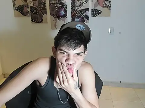 Jesshot bigcock20cm online show from February 2026 04:46:01 AM