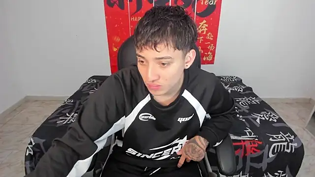 Wesleey-Boy online show from April 2026 06:58:02 PM