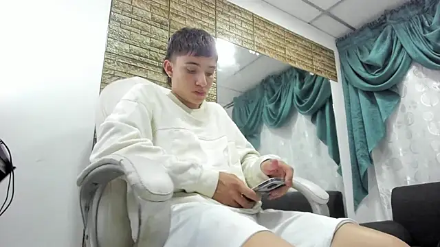 Wesleey-Boy online show from February 2026 07:05:01 AM